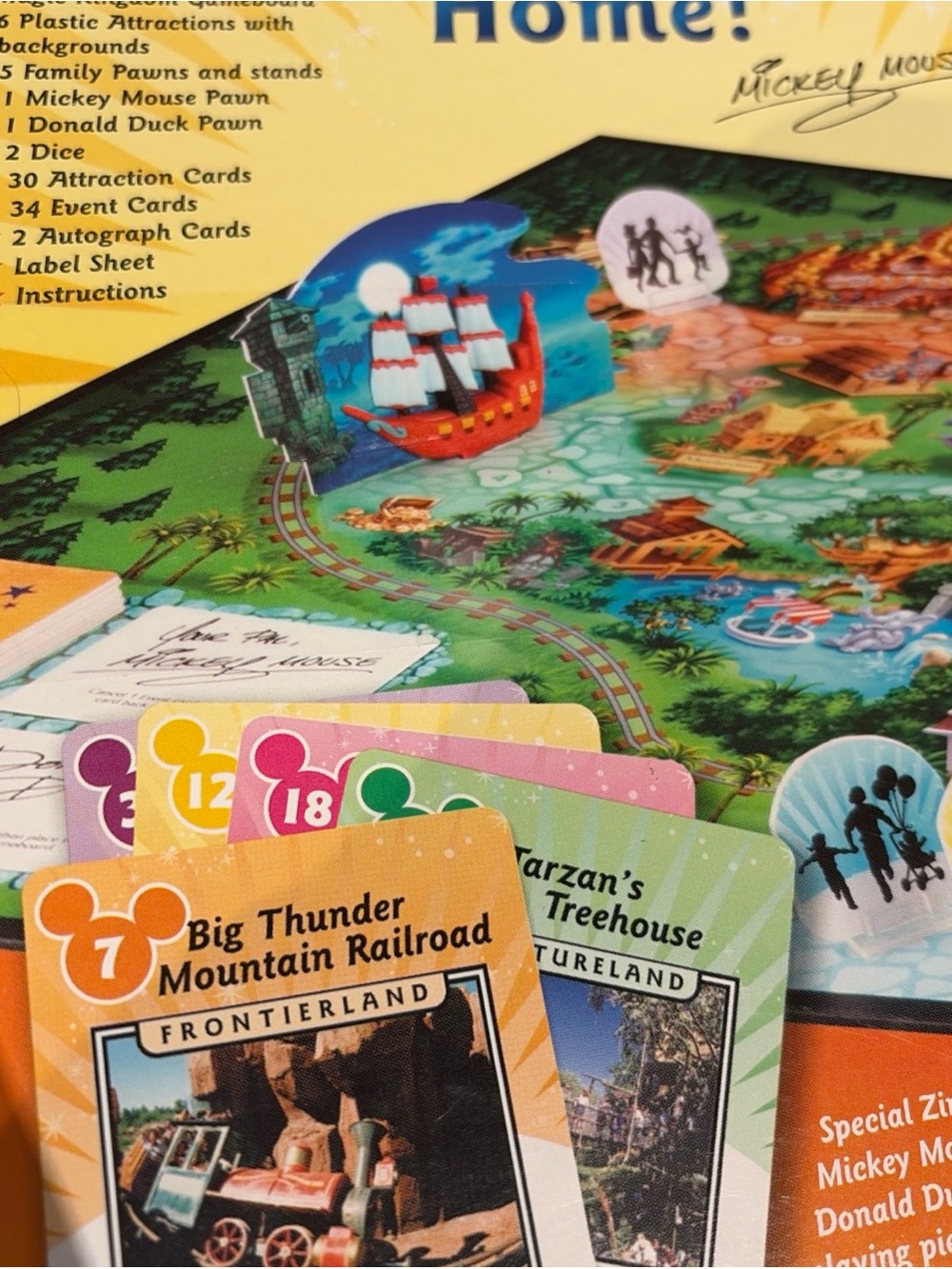 Disney Magic Kingdom Board Game 2004 100% Complete w/ Instructions - Picture 6 of 14